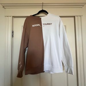 Social Tourist Sweatshirt